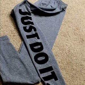 Nike leggings